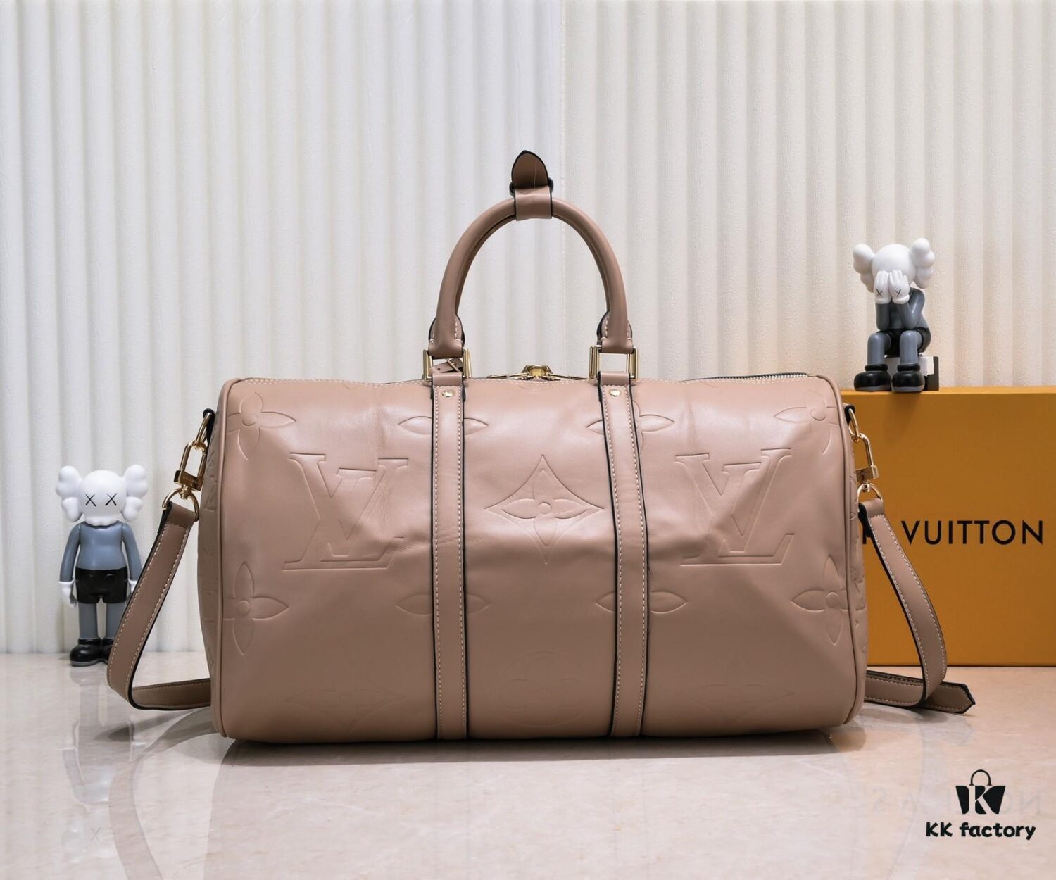 N44810 45532 Upgraded Version 45cm Imported Full-Grain Leather Black Embossed Large Flower Travel Bag N41416 45532