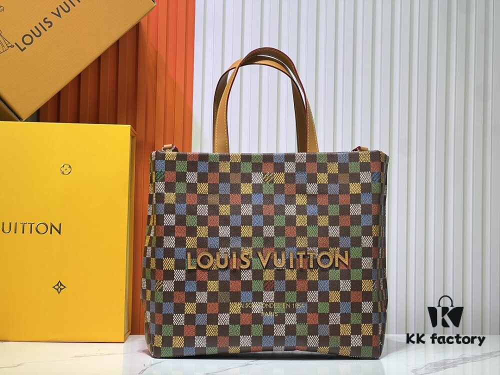 Medium Shopper Bag M24457