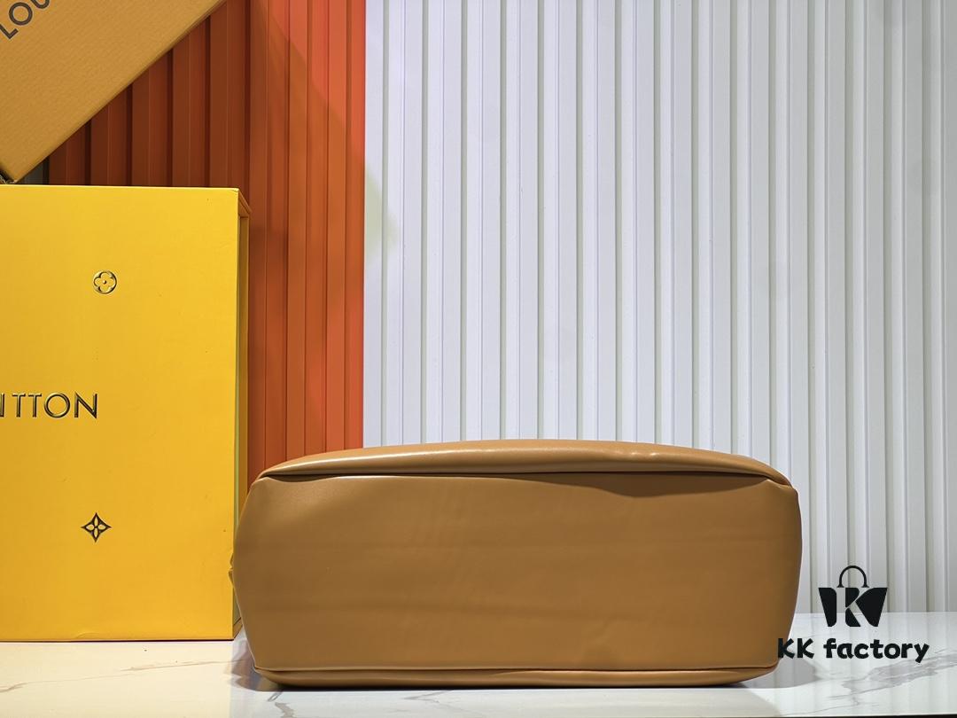 Medium Shopper Bag M24457