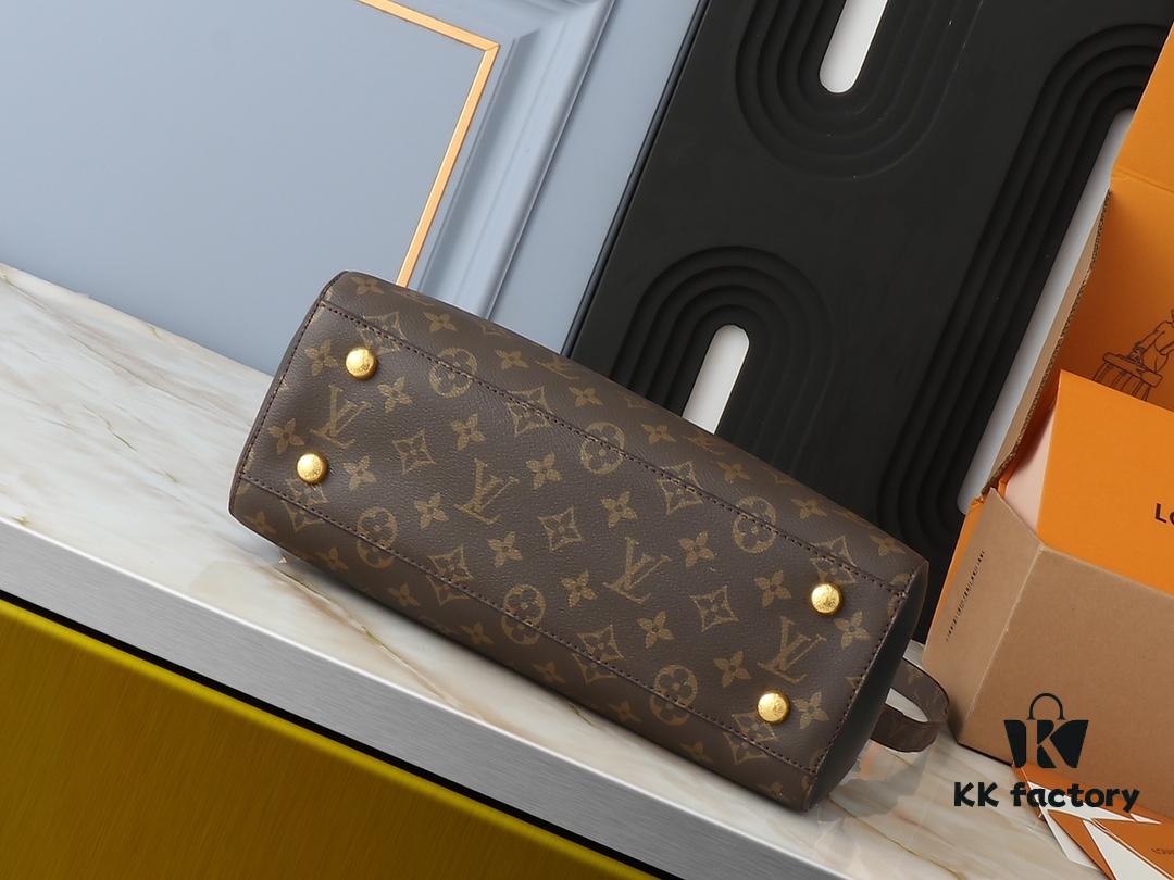 Upgraded Original Version, Classic Bestseller Restocked – 42866 [LV's Latest Hardware] Nothing Happier Than Holding Hands: Jianfan's Travel in Its Most Poetic Form – LV Louis Vuitton's Latest Overseas Counter Blockbuster, Bold and Unstoppable. A New Season of Adoration for Fashion-Forward Women: Exquisitely Crafted with Intricate Inner Structure by Professional Masters, Achieving Flawless Perfection. Authentic Quality Worth Your Focus: Perfectly Embodies a Higher Realm of Luxury Beauty. Top-Tier High-Volume Piece, Featuring Premium Indian-Origin Original Hardware, the Newest Design from LV's Official Website, Timelessly Presented as a Crossbody or Handheld Classic – 31x23x10