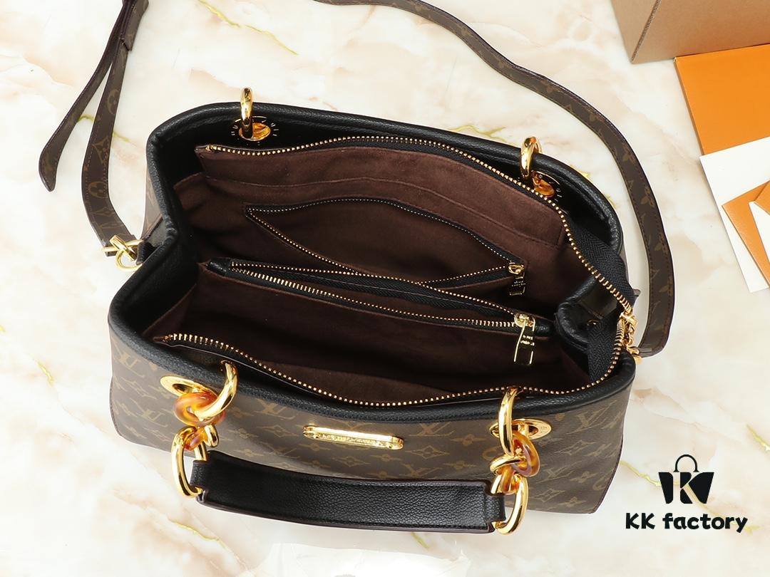 Upgraded Original Version, Classic Bestseller Restocked – 42866 [LV's Latest Hardware] Nothing Happier Than Holding Hands: Jianfan's Travel in Its Most Poetic Form – LV Louis Vuitton's Latest Overseas Counter Blockbuster, Bold and Unstoppable. A New Season of Adoration for Fashion-Forward Women: Exquisitely Crafted with Intricate Inner Structure by Professional Masters, Achieving Flawless Perfection. Authentic Quality Worth Your Focus: Perfectly Embodies a Higher Realm of Luxury Beauty. Top-Tier High-Volume Piece, Featuring Premium Indian-Origin Original Hardware, the Newest Design from LV's Official Website, Timelessly Presented as a Crossbody or Handheld Classic – 31x23x10