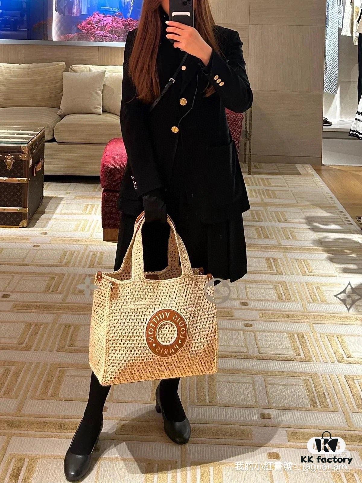 New Arrival 270 Batch 🌞Hello Summer! LV OnTheGo Tote Bag & Slides