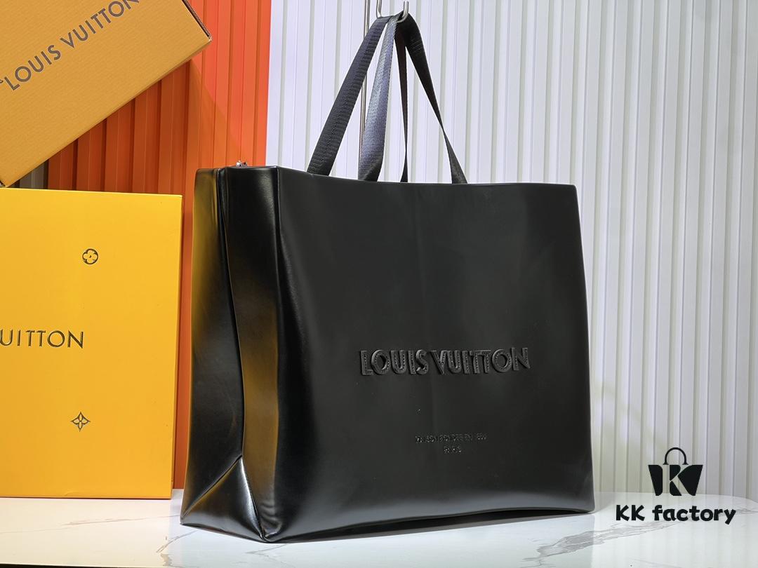 M24457 This Shopper Medium Bag Draws Inspiration from Louis Vuitton Shopping Bags, Featuring Louis Vuitton and Maison Fondée En 1854 Embossed on Soft Calfskin, with Top Handles and Detachable Shoulder Strap. Dimensions: 40x32x16cm