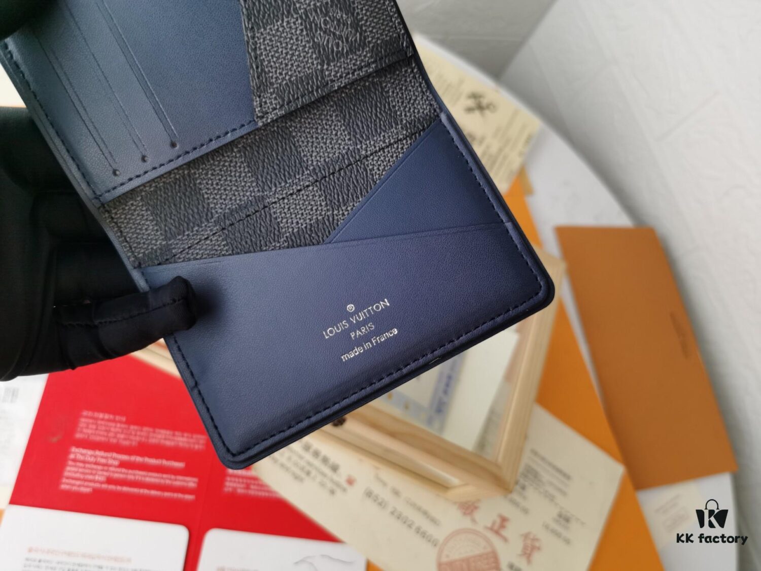 Top-Grade Original 💎 [Real Photo, Personal Background] N63144 Black Grid with Deep Blue, LV Stripe Patterned Epi Leather & Damier Graphite Canvas Pocket Wallet