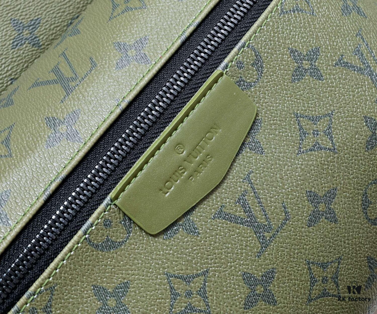 Exclusive Real Shot - Upgraded Version ‼️ M46802 Discovery Small Backpack