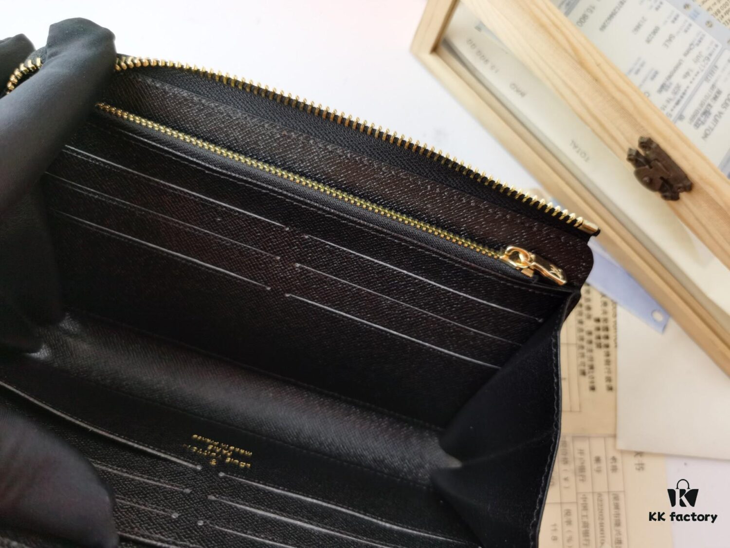 Top-Quality Original 💎 [Real Photos, Personal Background] Zippy Dragonne Zip Wallet M69037