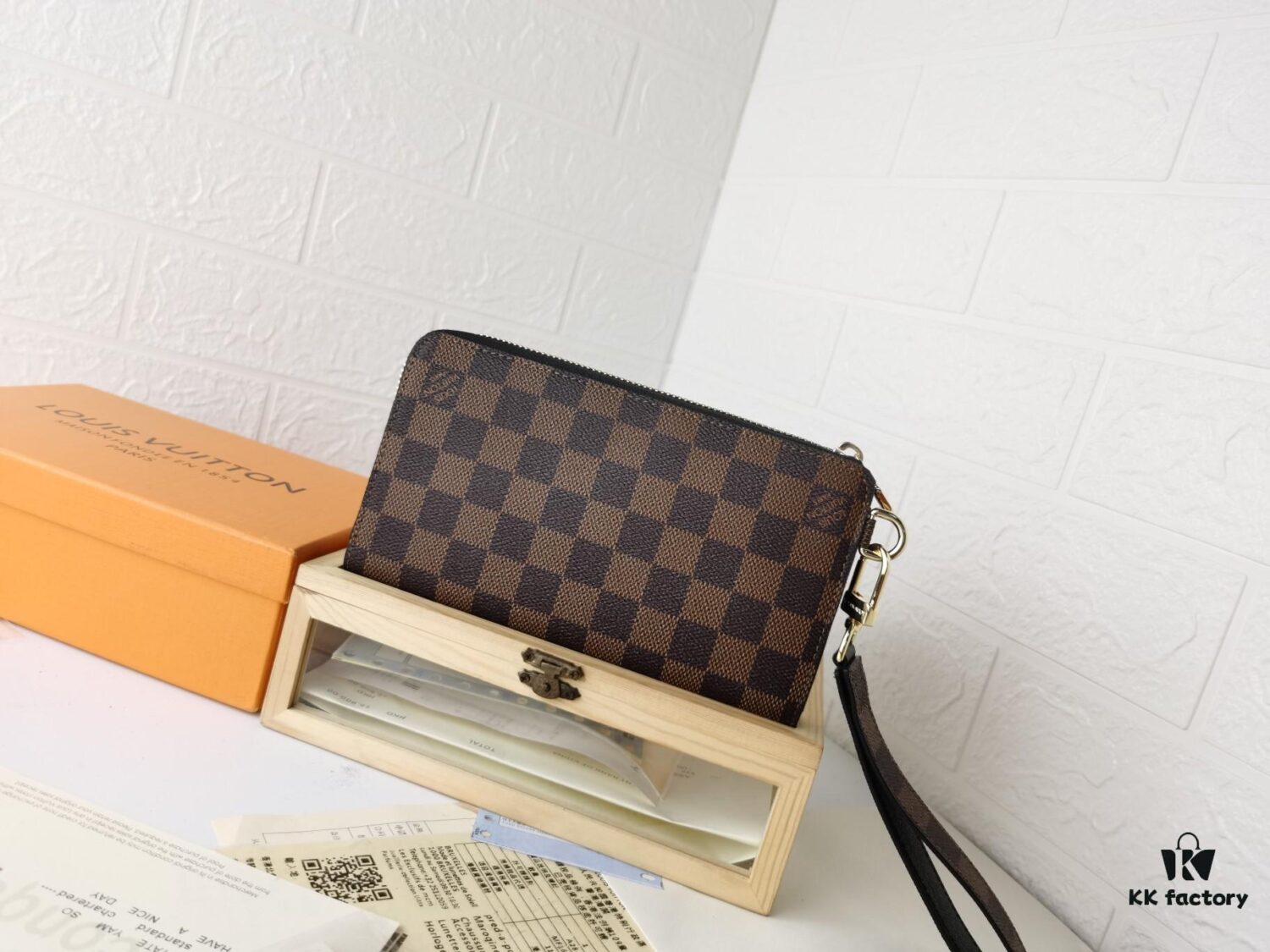 Top Quality Original 💎 [Real Photo, Plain Background] Zippy Dragonne Zip Wallet M69037