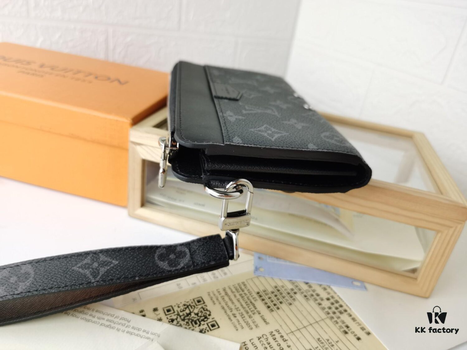 Top Quality Original 💎 [Real Photos, Own Background] Zippy Dragonne Zip Wallet