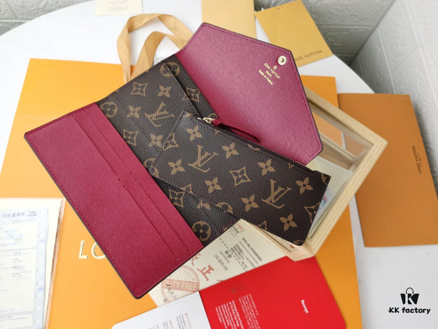 Top Original 💎 [Real Photo, Own Background] Josephine Wallet Inspired by Louis Vuitton's First Wallet Design