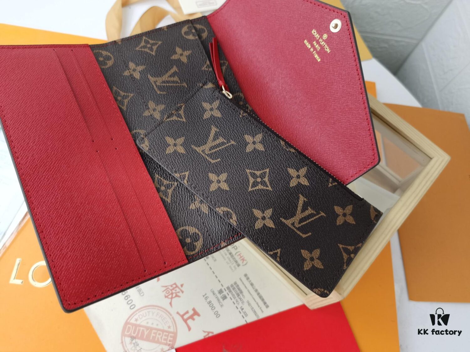Top Quality Original 💎 [Item Photographed with Personal Background] Josephine Wallet Inspired by Louis Vuitton's First Wallet Design