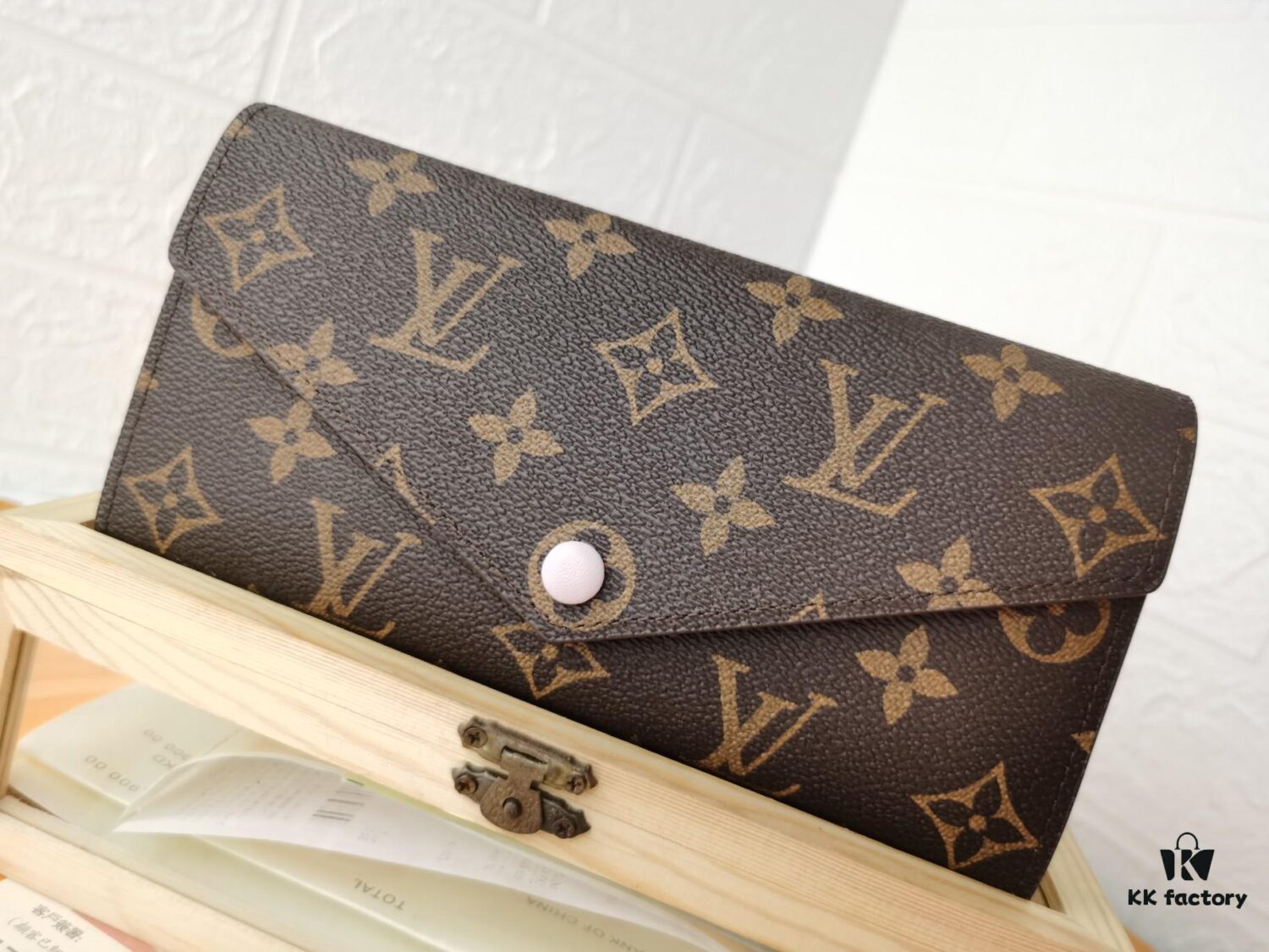 Top Quality Original 💎 [Real Photo, Personal Background] Josephine Wallet Inspired by Louis Vuitton's First Wallet Design