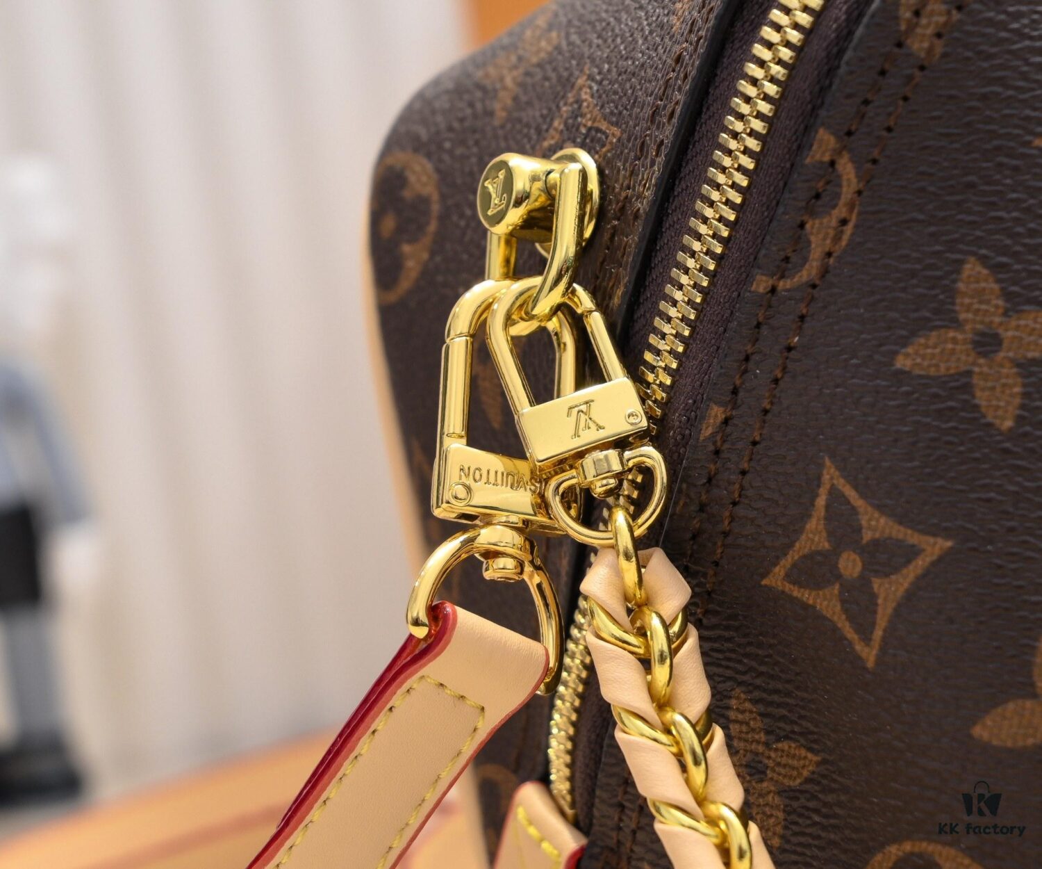 M47162 Yellow Flower M47096 Just In Case Bag