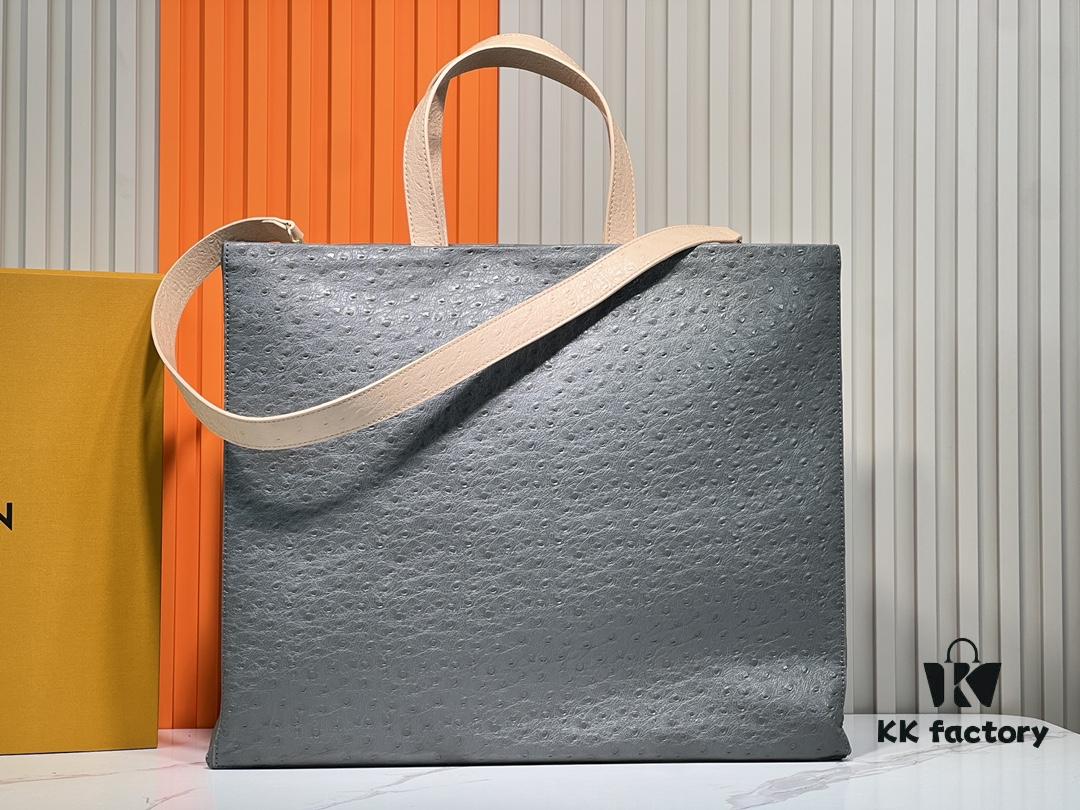 M24457 M24475 This Medium Shopper Handbag Draws Inspiration from Louis Vuitton's Shopping Tote