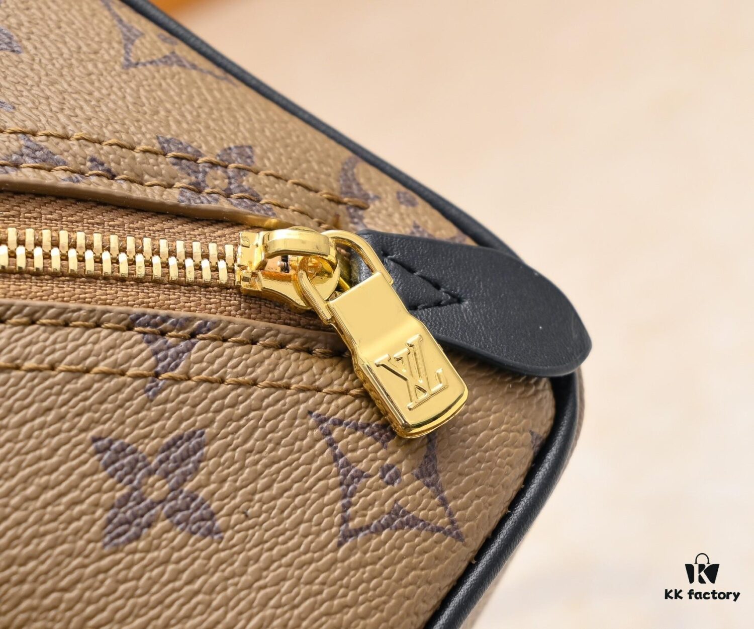 M47162 Yellow Flower M47096 Just In Case Bag