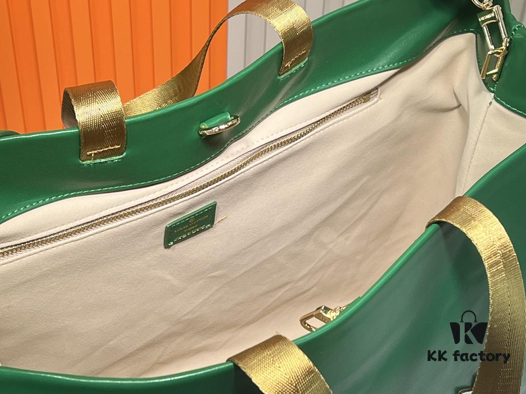 M24457 M24475 This Medium-Sized Shopper Handbag Draws Inspiration from Louis Vuitton's Shopping Bag