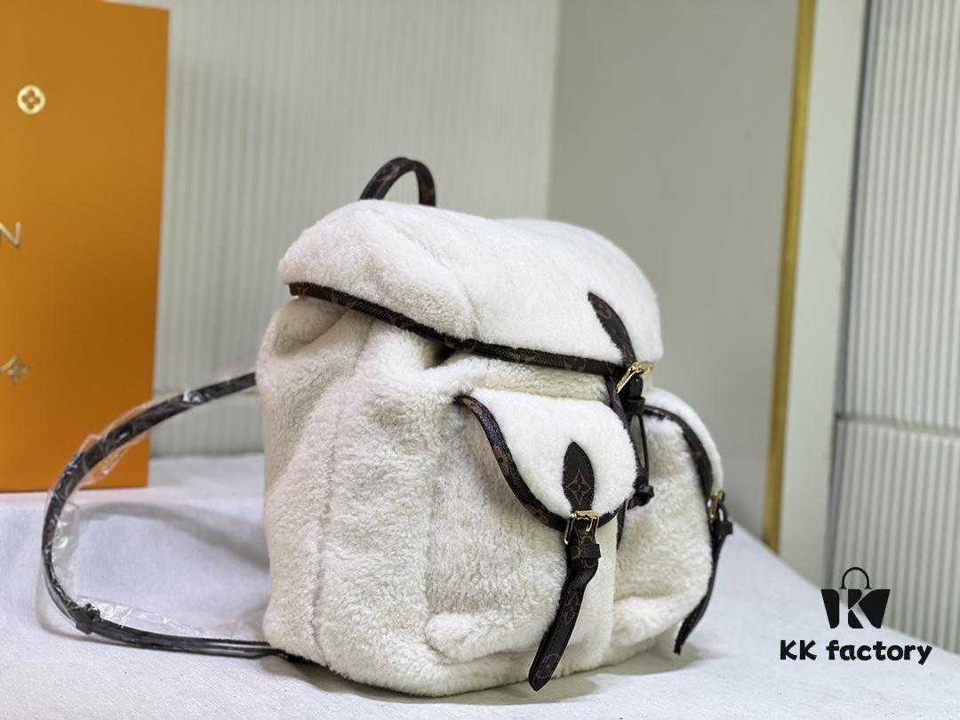 M23384 Louis Vuitton Introduces a New Backpack for Ski Season