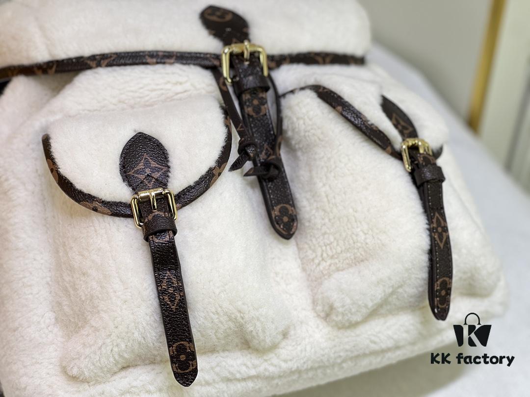 M23384 Louis Vuitton Introduces a New Backpack for Ski Season