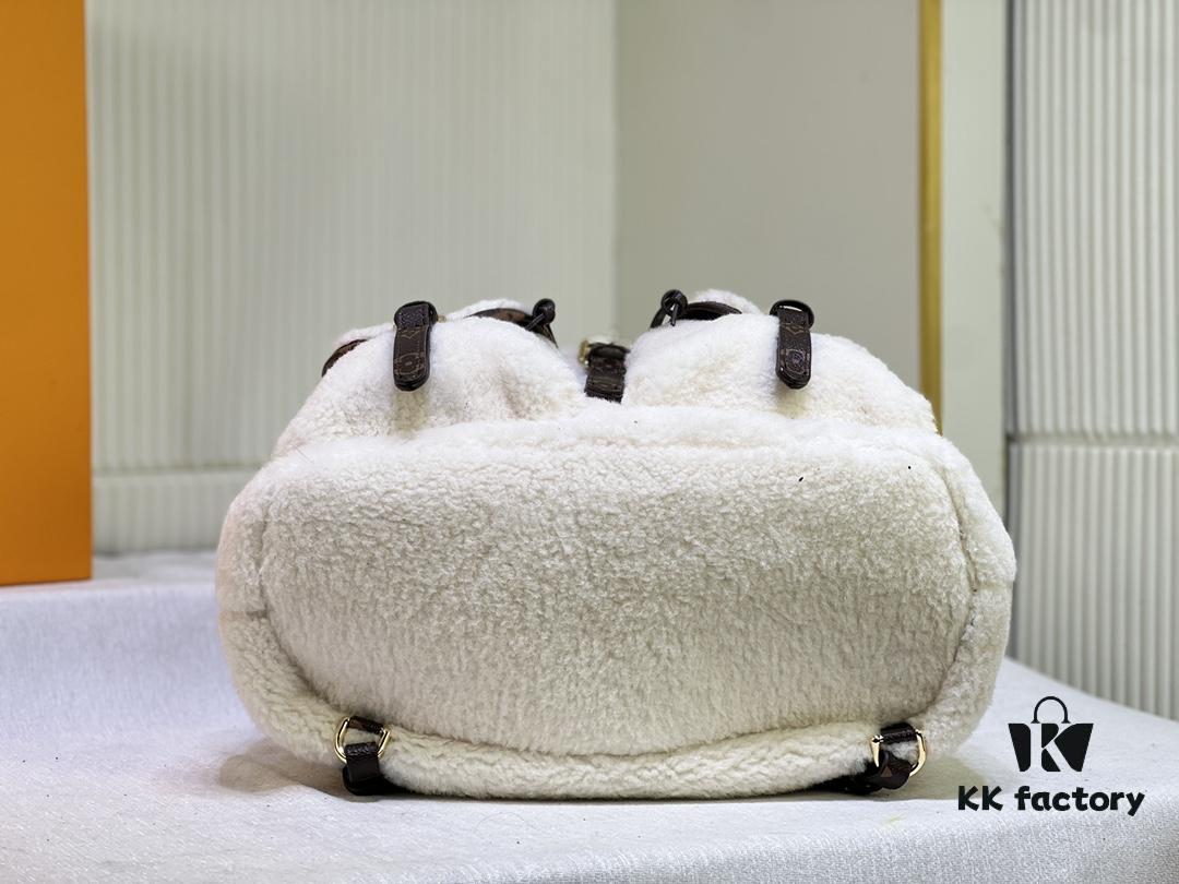 M23384 Louis Vuitton Introduces a New Backpack for Ski Season