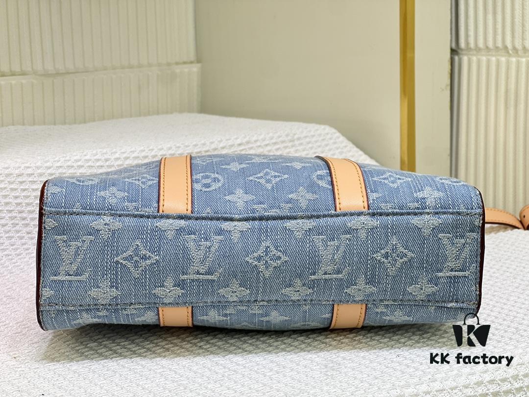 M46098 M59960 Light Blue Denim Sac Plat Cross Bag