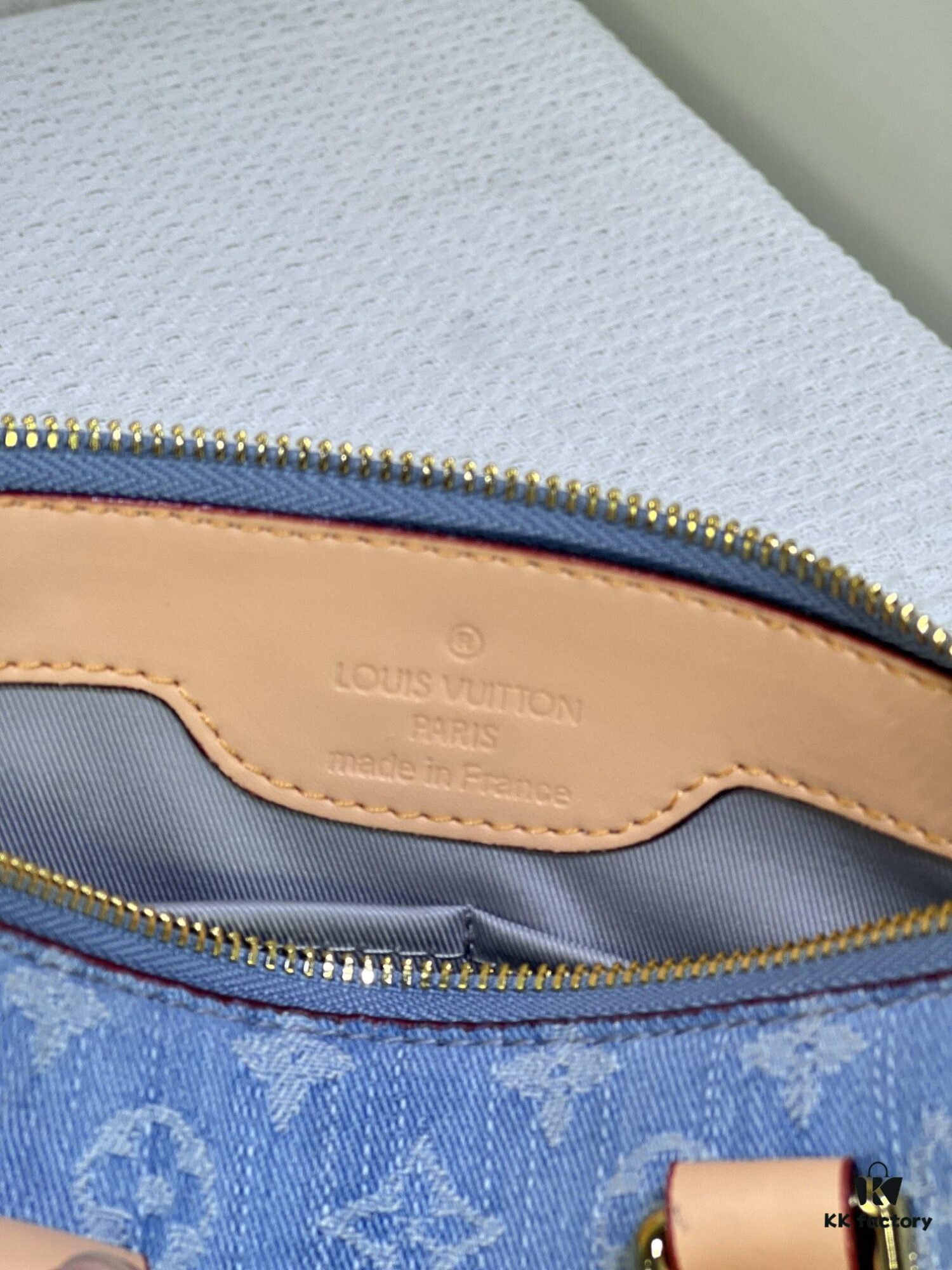 M46098 M59960 Light Blue Denim Sac Plat Cross Bag