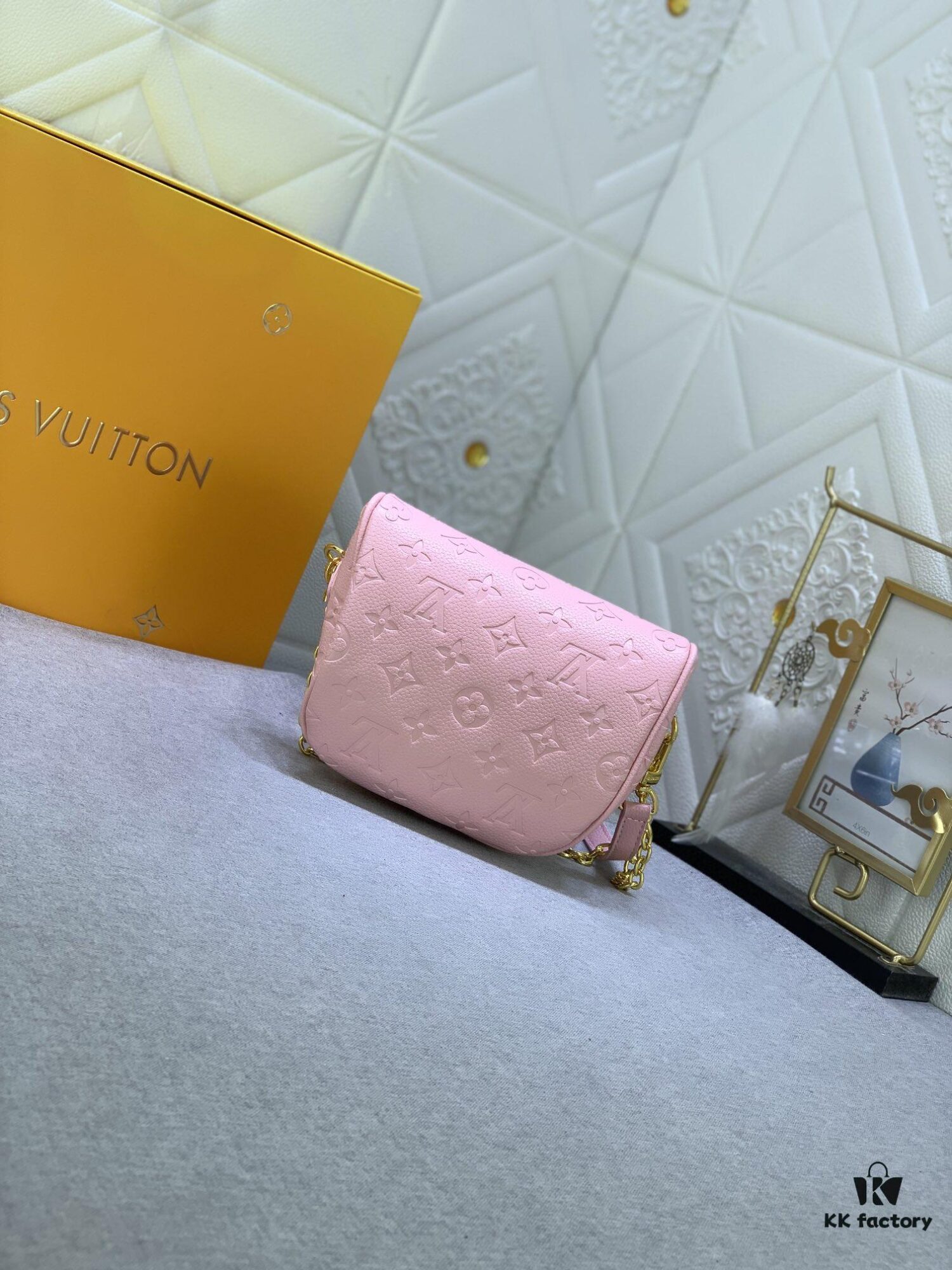 Upgraded Original M46917 M82335 M82208 M83275 M82347 Mini Bumbag from LV Gradient Collection