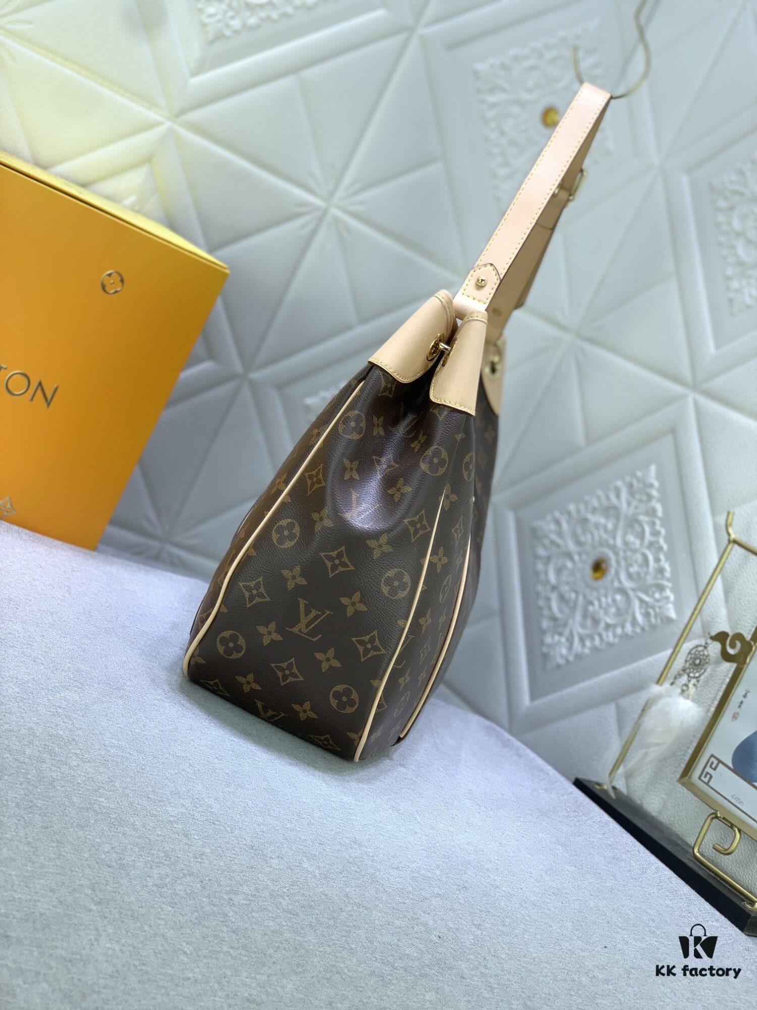 Upgraded Original 🔥M56382: Soft and Comfortable Mini Galliera Shoulder Bag with Elegant Luxury Details