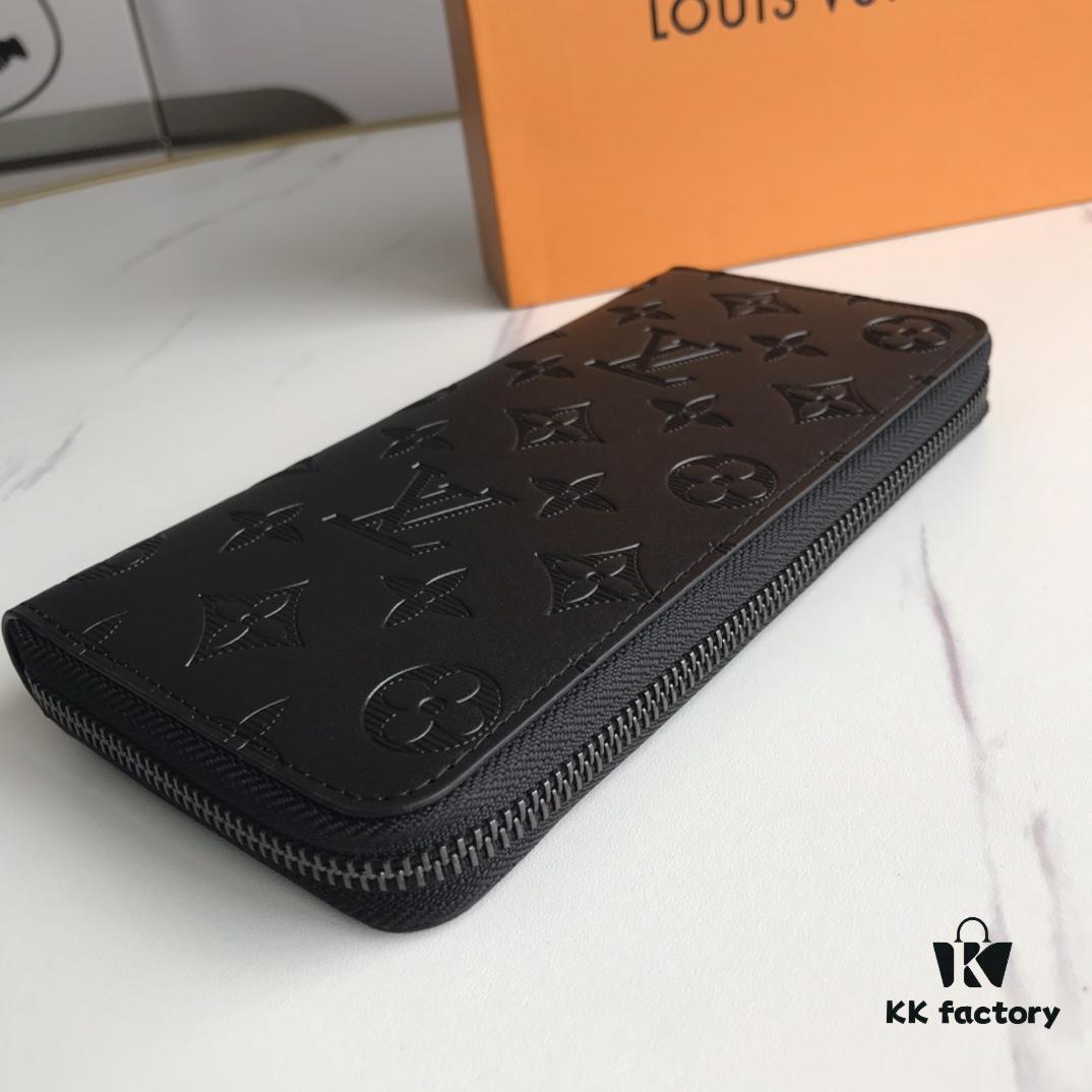 New Arrival in Stock, M62902 ZIPPY Vertical Zip Wallet