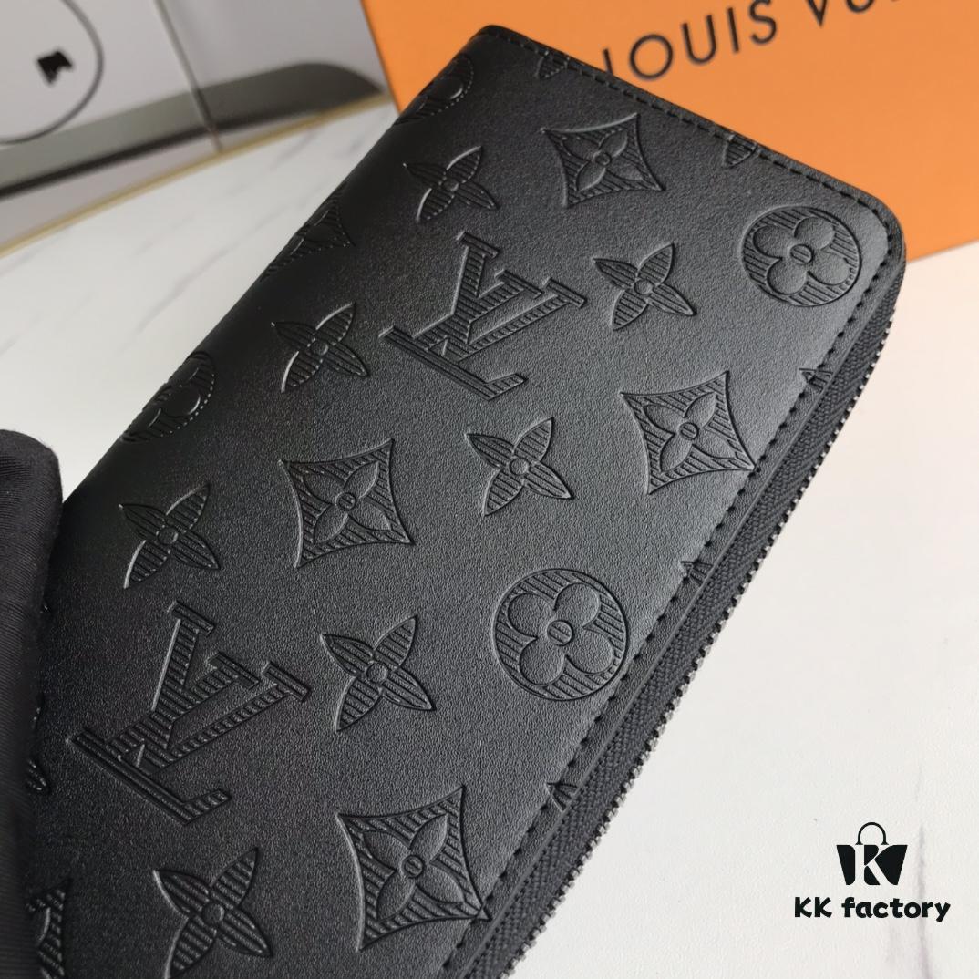 New Arrival in Stock, M62902 ZIPPY Vertical Zip Wallet