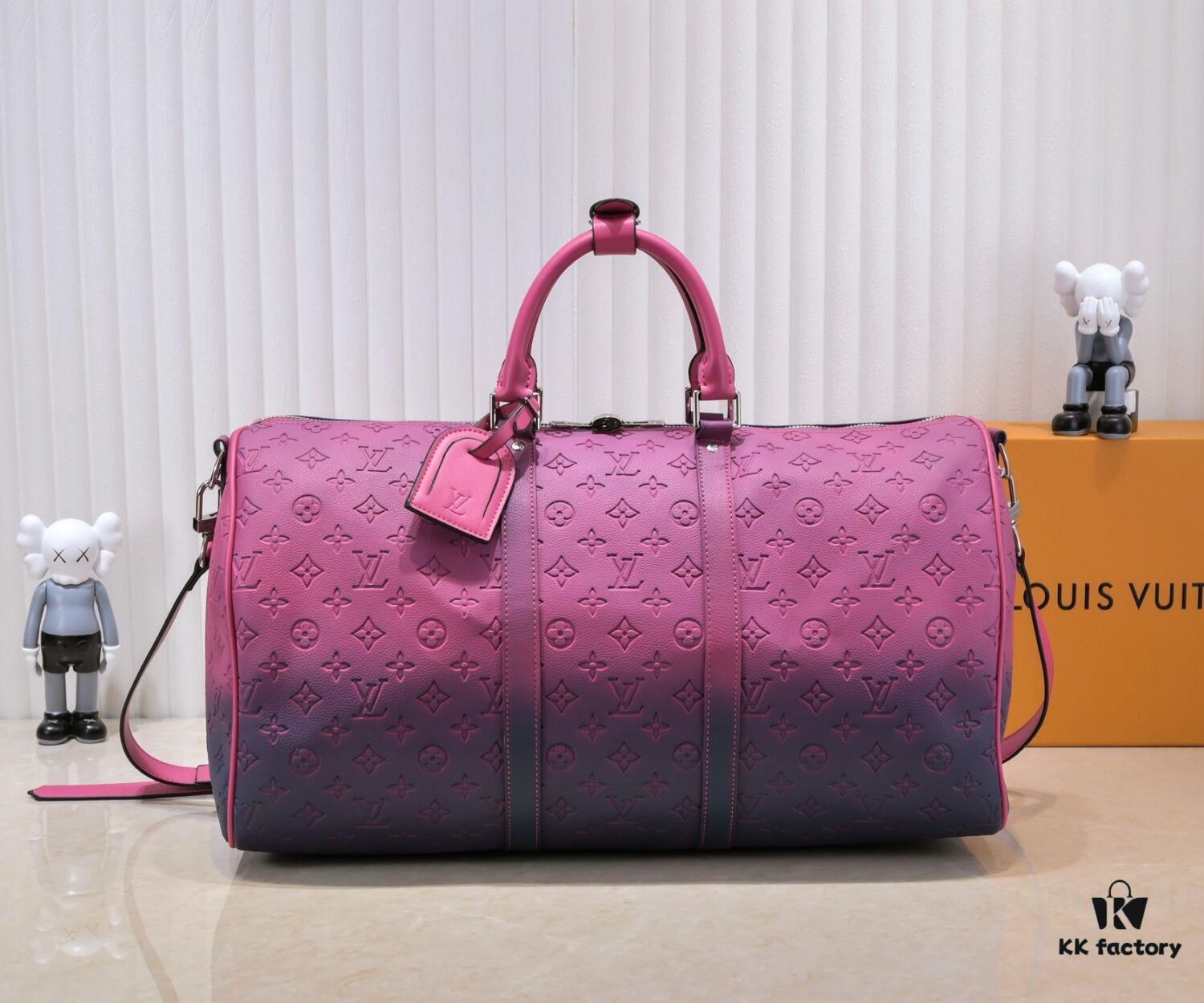 Louis Vuitton Keepall Bandoulière 40 in Taurillon Illusion Leather