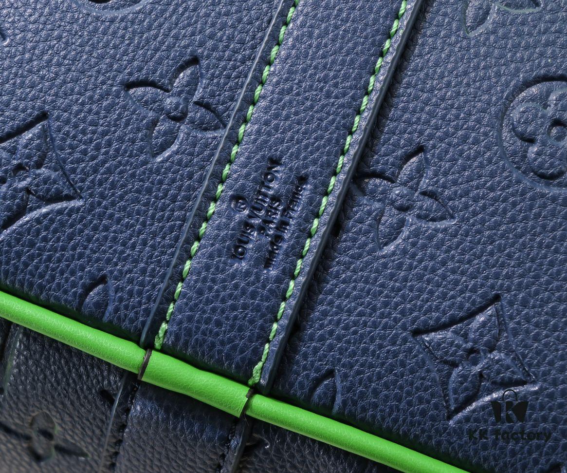 Louis Vuitton Keepall Bandoulière 41 in Taurillon Illusion Leather