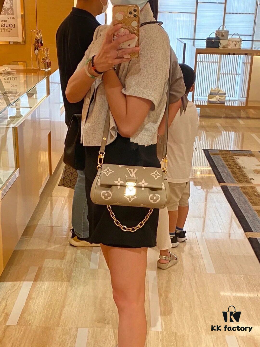 Upgraded Original Version (Replica Quality) ✨‼️ M46393 White Embossed Pink, M45813 Black Embossed, M45859 Black Imprinted, M45836 Elephant Grey, White Embossed, White Textured 👏👏 Favorite Handbag