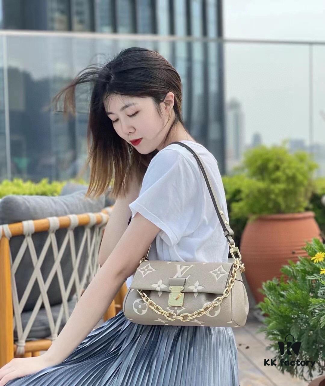 Upgraded Original Version (Replica Quality) ✨‼️ M46393 White Embossed Pink, M45813 Black Embossed, M45859 Black Imprinted, M45836 Elephant Grey, White Embossed, White Textured 👏👏 Favorite Handbag