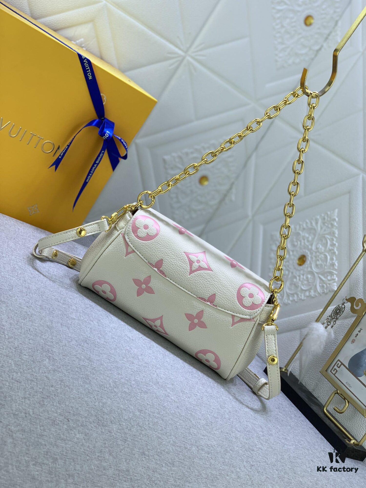Upgraded Original Version (Inspired by Authentic) ✨‼️ M46393 White Embossing Pink, M45813 Black Embossed, M45859 Black Imprinted, M45836 Elephant Grey, White Imprinting, White Embossing 👏👏 Favorite Handbag