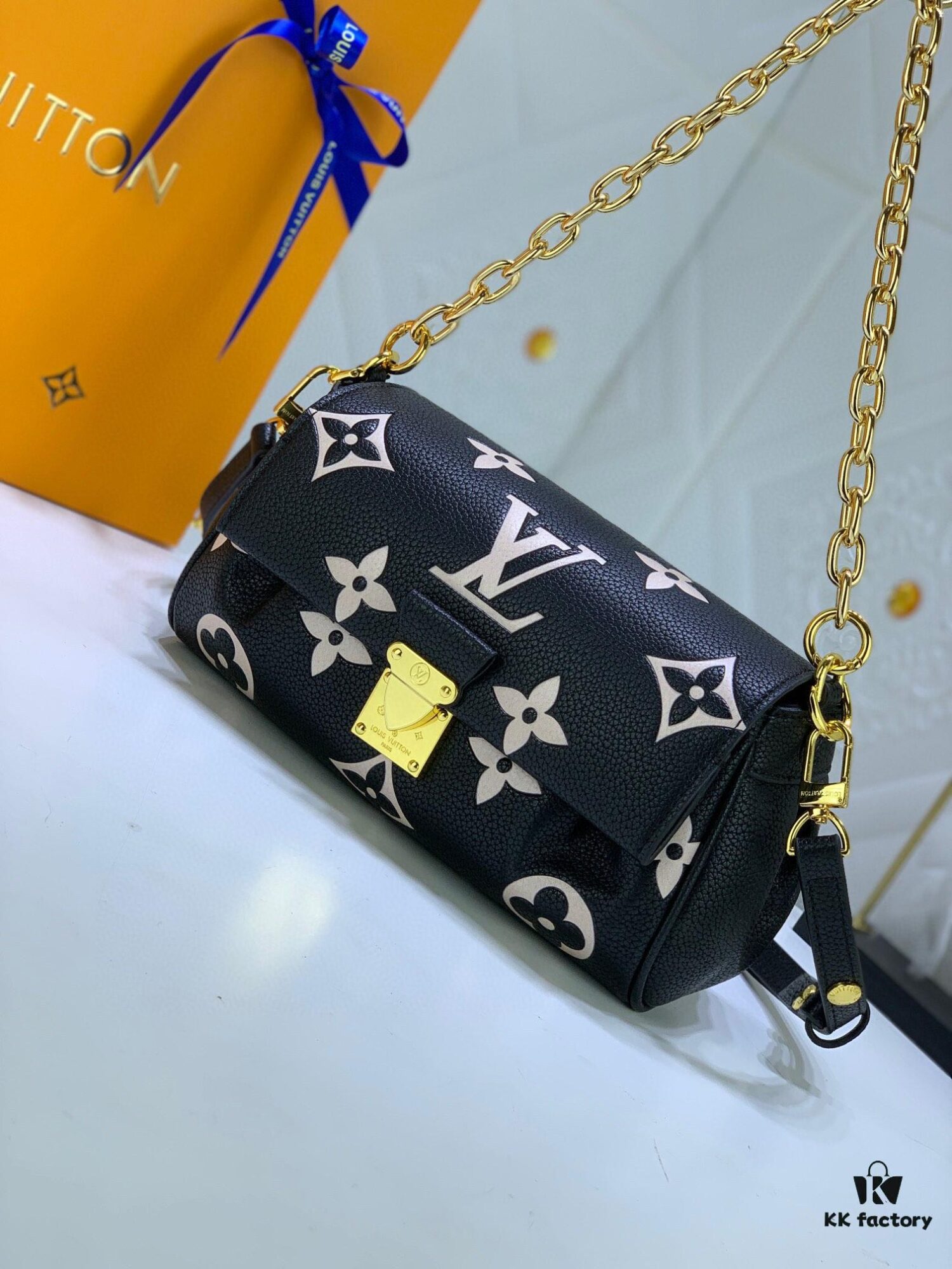 Upgraded Original Version (Inspired by Authentic) ✨‼️ M46393 White Printed Pink, M45813 Black Embossed, M45859 Black Debossed, M45836 Elephant Grey, White Debossed, White Embossed 👏👏 Favorite Handbag