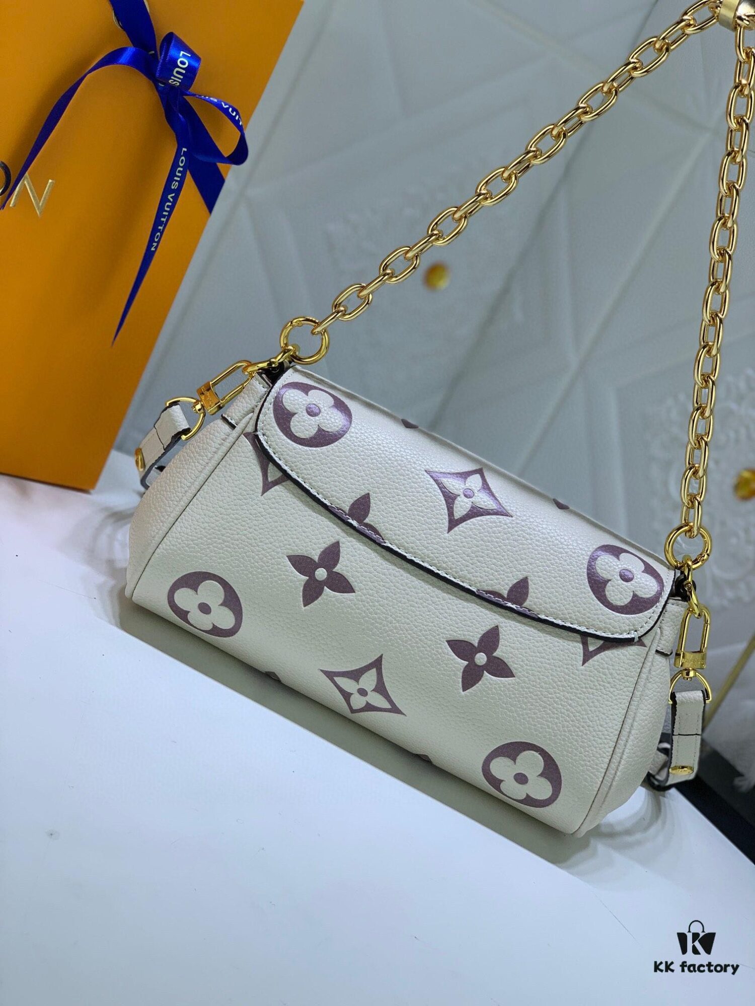 Upgraded Original Version (Replica Style) ✨‼️ M46393 White Embossed Pink, M45813 Black Embossed, M45859 Black Imprinted, M45836 Elephant Grey, White Embossed, White Quilted 👏👏 Favorite Handbag