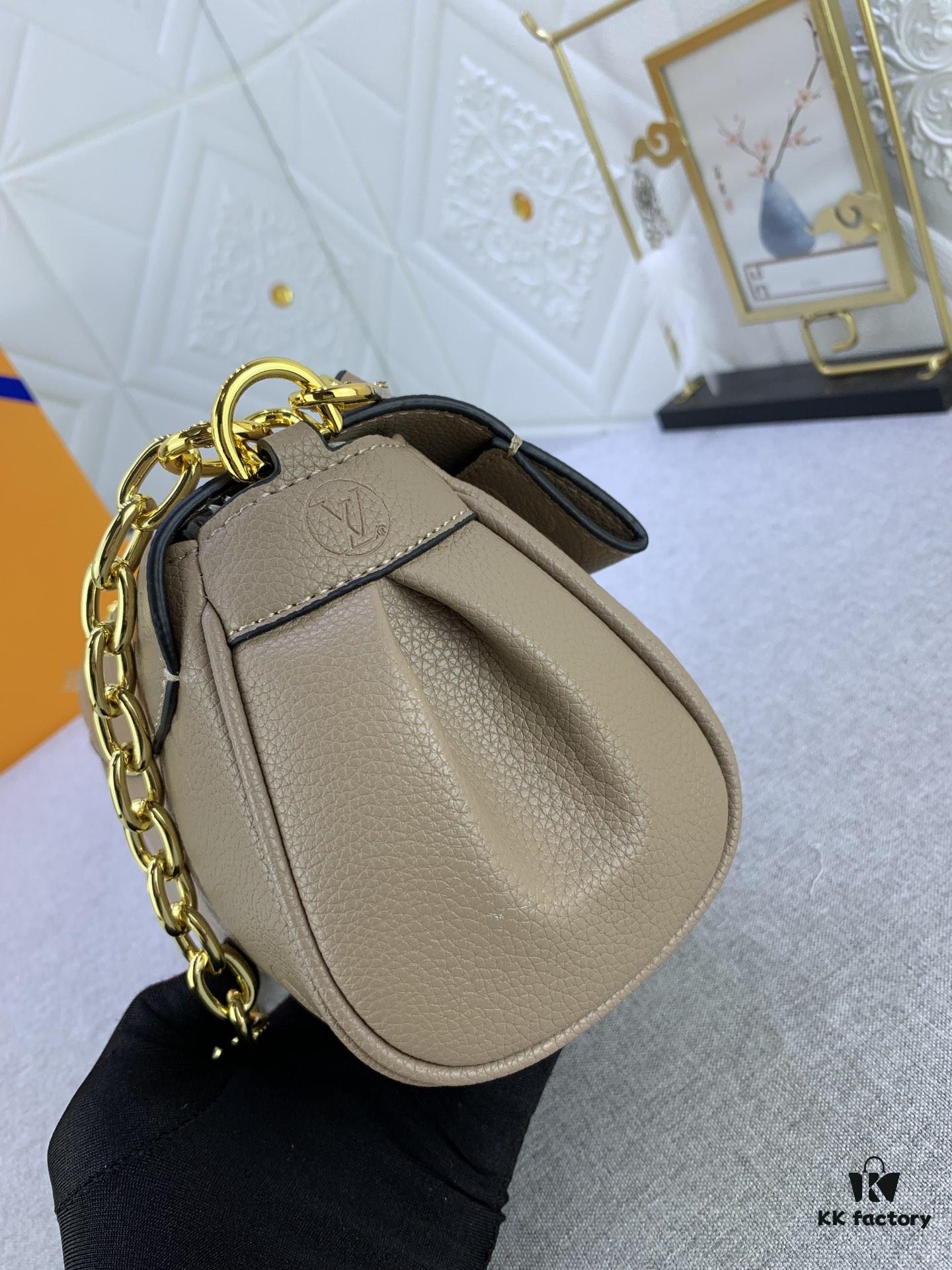 Upgraded Original Version (Inspired by Authentic) ✨‼️ M46393 White Printed Pink, M45813 Black Embossed, M45859 Black Imprinted, M45836 Elephant Grey, White Imprinted, White Embossed 👏👏 Favorite Handbag