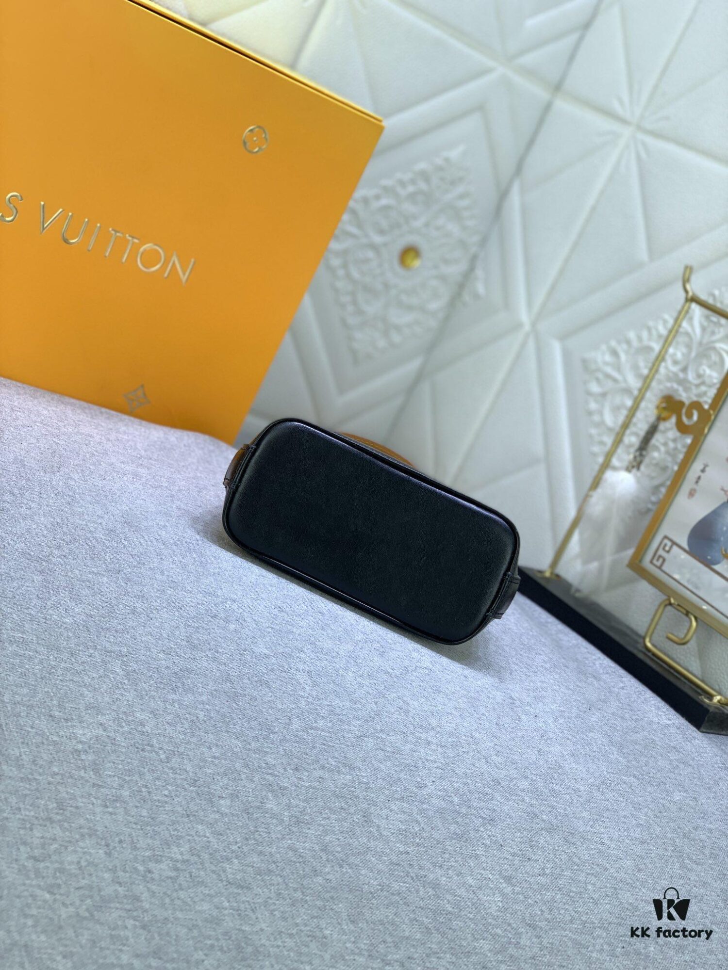 Upgraded Original [Alma Nano Shell Handbag] M82717 Damier M46895 White Flower