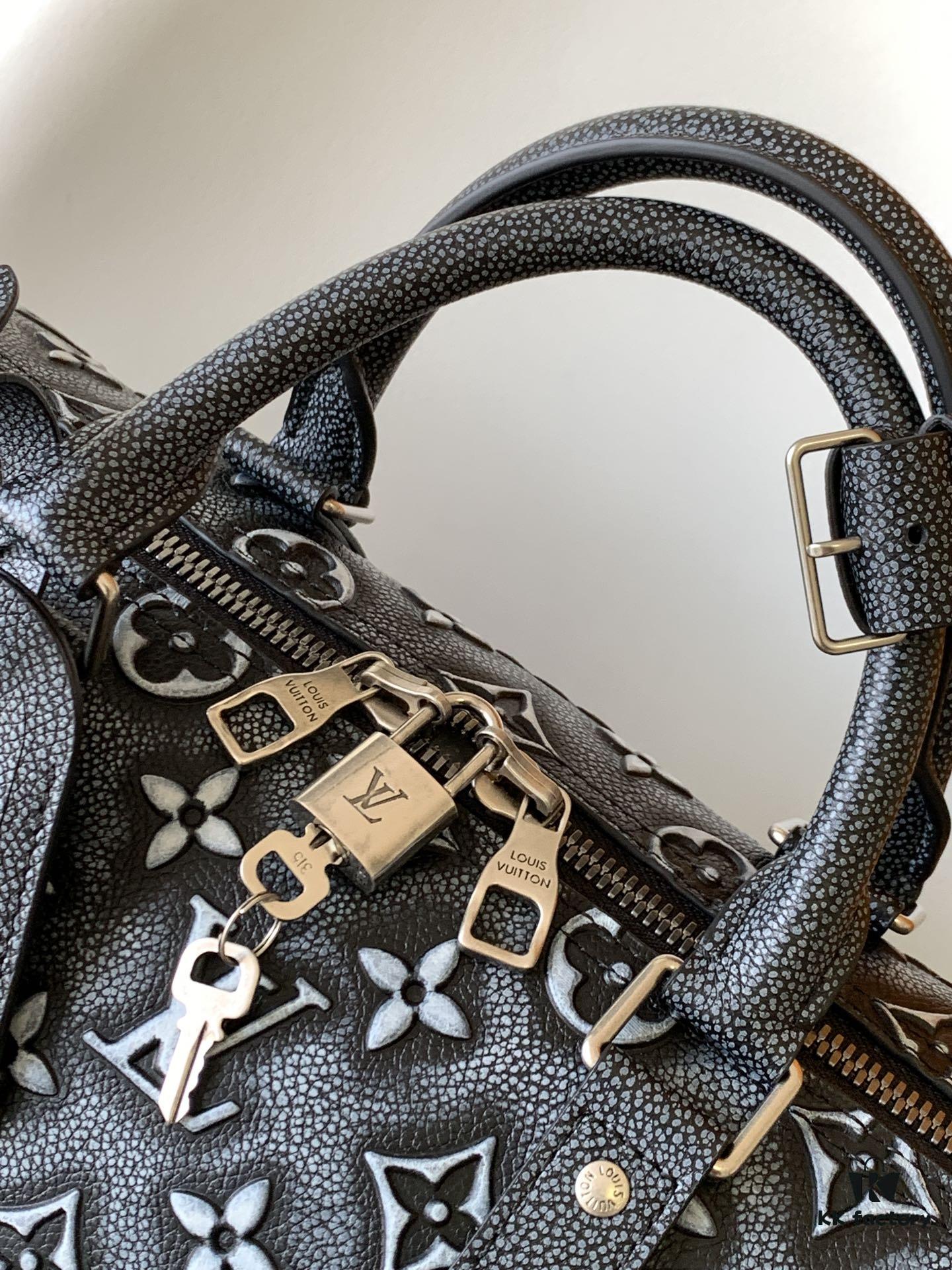 Top-Grade Full-Grain M21375 Lan Graphite Gray Keepall Bandoulière 50 Travel Bag