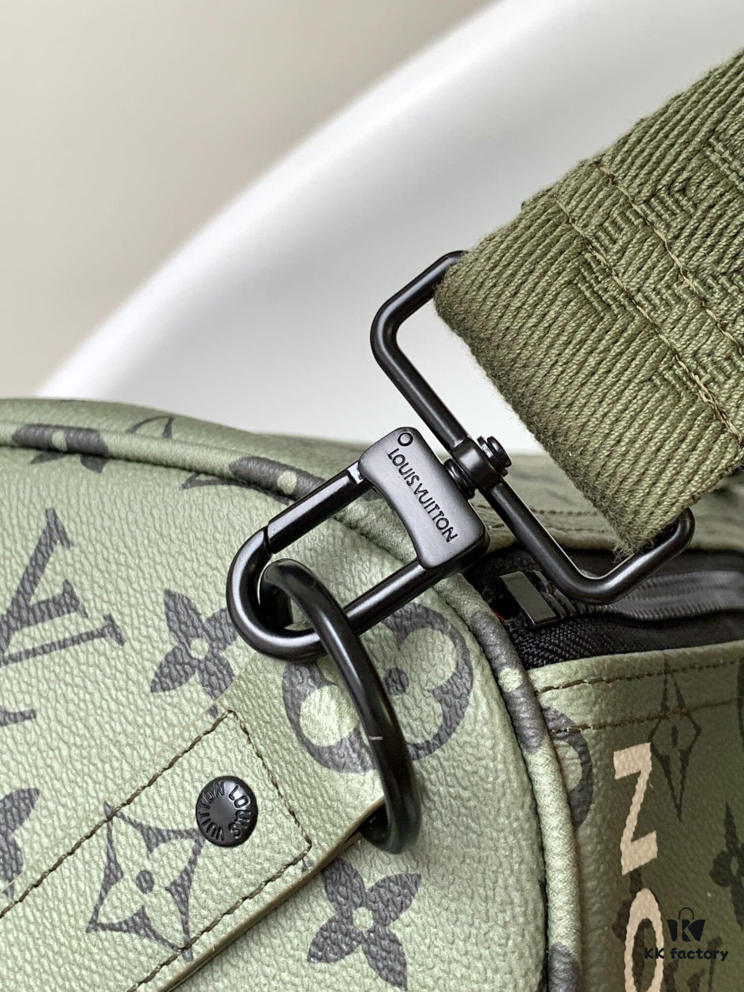 M23962 Top-Quality Original Design Keepall Bandoulière 45 Travel Bag from the Monogram Tones Collection