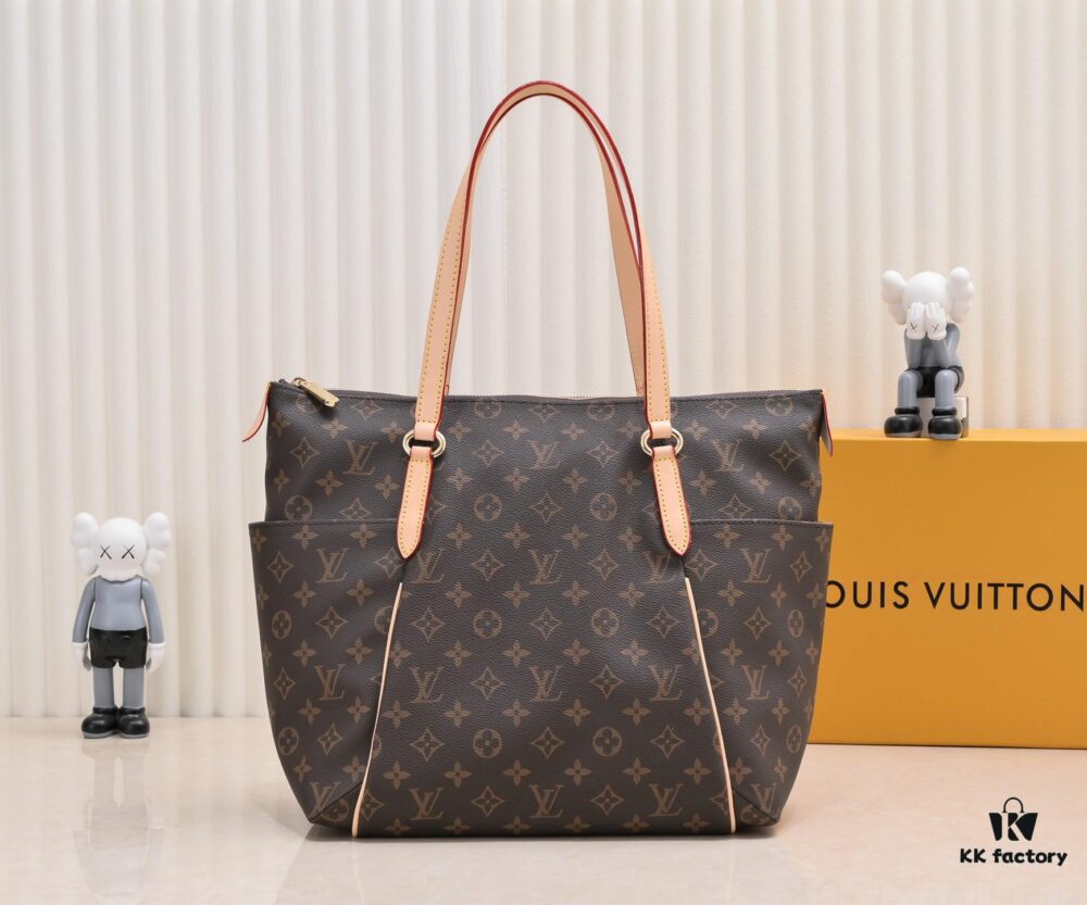 Exclusive Real Shot - Upgraded Version‼️ Double-Sided Color-Changing Yellow Leather, High Quality, Highly Acclaimed LV Louis Vuitton M56689, Original Mold Design