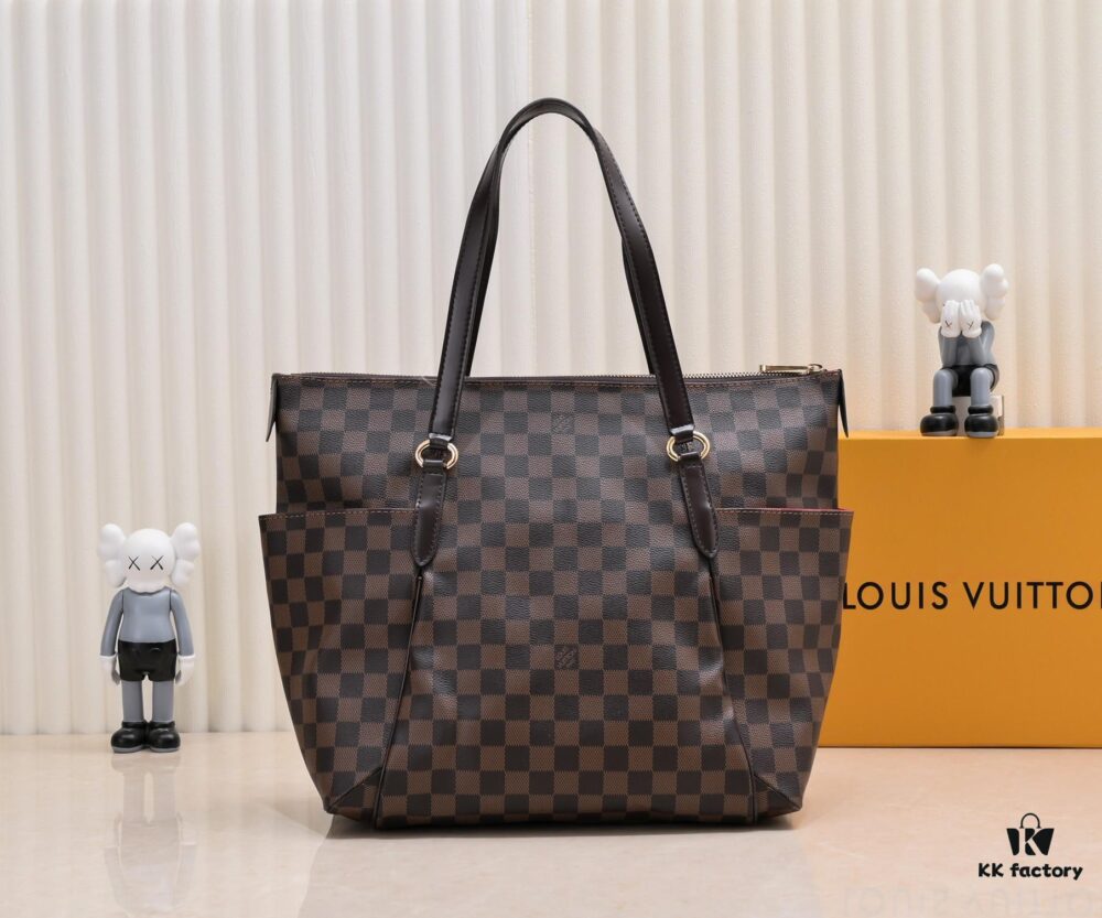 Exclusive Real Shot - Upgraded Version‼️ Double-Sided Color-Changing Yellow Leather, High Quality, Highly Acclaimed LV Louis Vuitton M56689, Original Mold Design