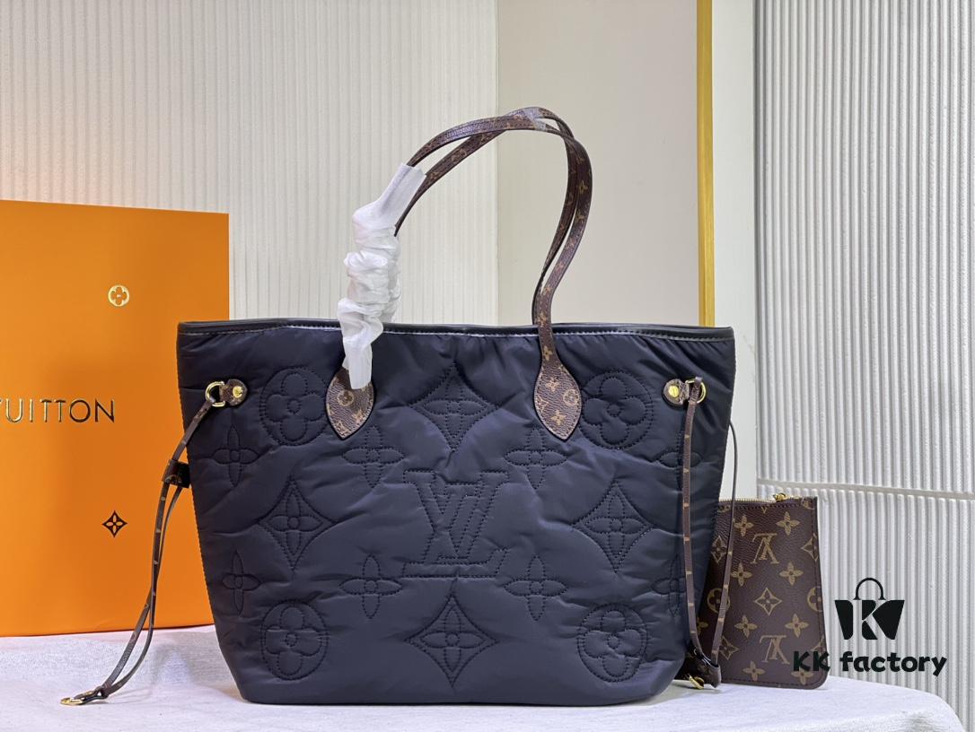 Upgraded Premium Quality M40995 M21090 Down Fabric Medium Shopping Bag Louis Vuitton Reimagines the Iconic Neverfull Tote, Exploring Refined Interior Details