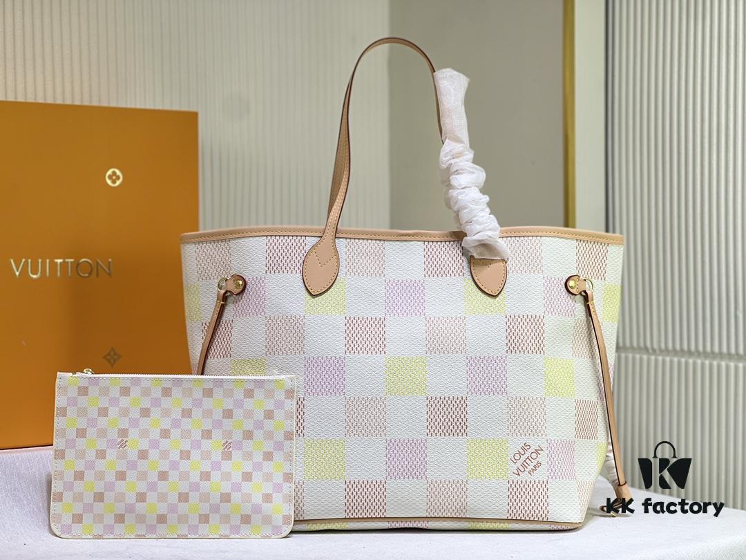 M40995 Medium Shopping Bag 💋💋 Louis Vuitton New Neverfull, A Fresh Take on a Classic Handbag