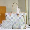 M40995 Medium Shopping Bag 💋💋 Louis Vuitton New Neverfull, A Fresh Take on a Classic Handbag