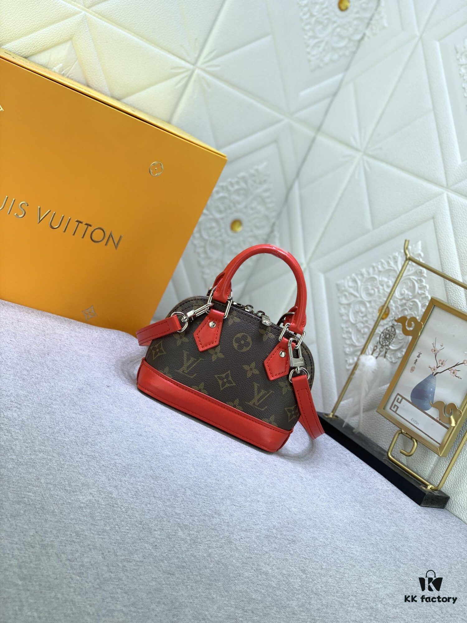 Upgraded Original 【Louis Vuitton Alma Nano Shell Bag】M82717 Monogram