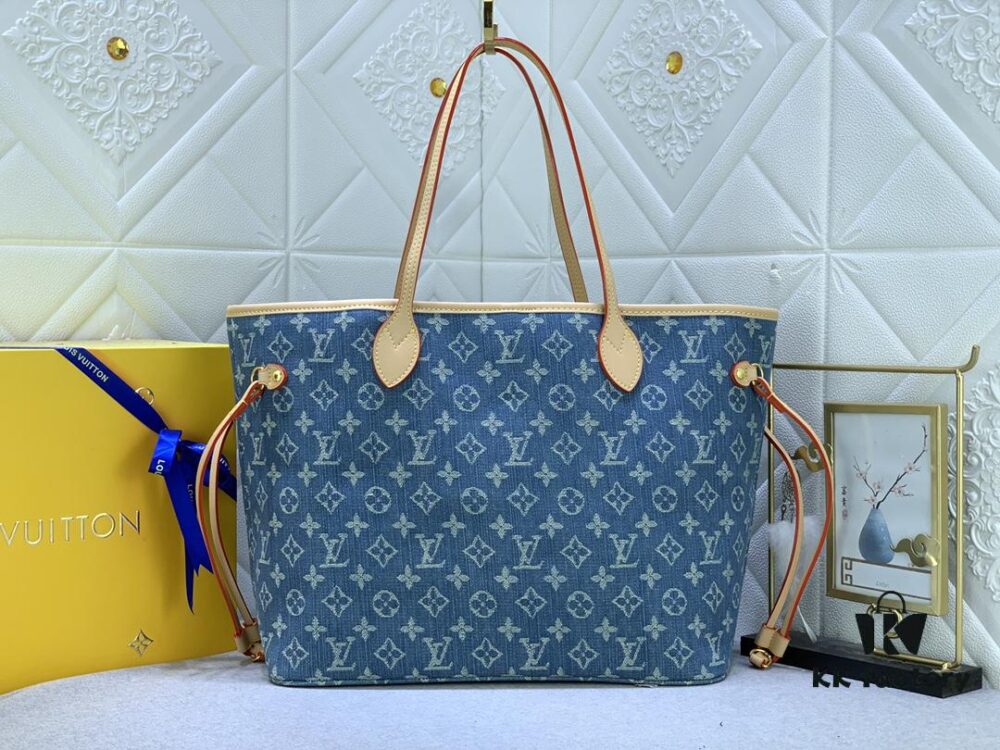 Upgraded Original M40995 Medium Denim Jacquard Shopping Tote 💋💋 Louis Vuitton New Neverfull - A Fresh Interpretation of the Iconic Bag