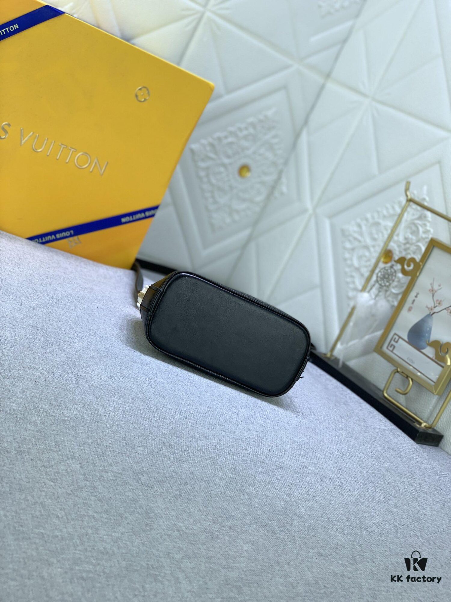 Upgraded Original 【Louis Vuitton Alma Nano Shell Bag】M82717 Monogram M46895 White Flower