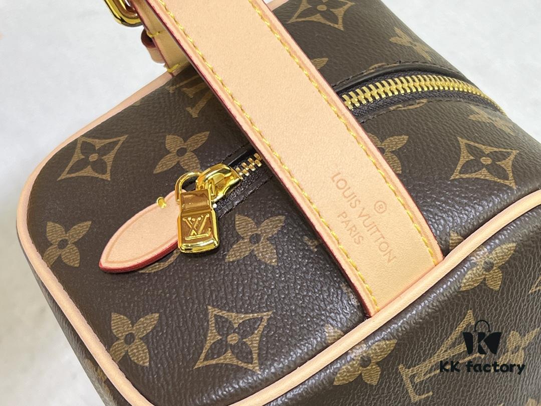 Exclusive Real Photo M83113 Black Flower M83112 Aged Flower Brand New Locker Dopp Kit