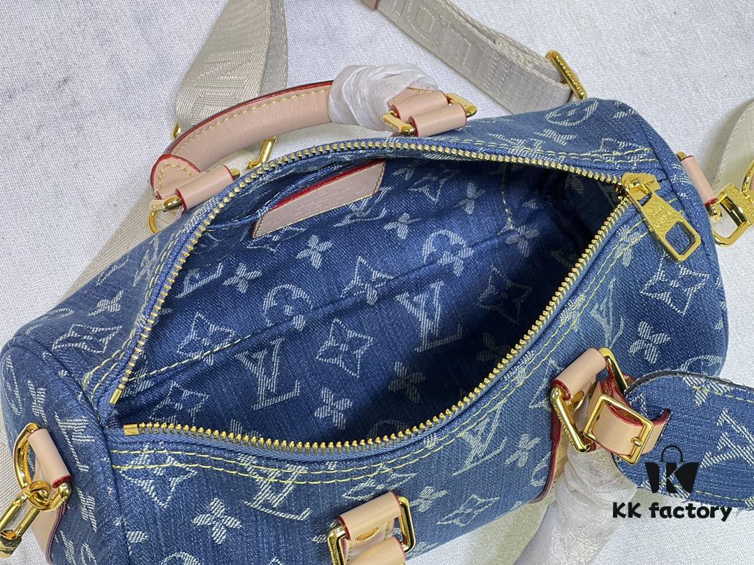 M20900 Keepall 25 Bag in Monogram Eclipse Reverse Denim Canvas