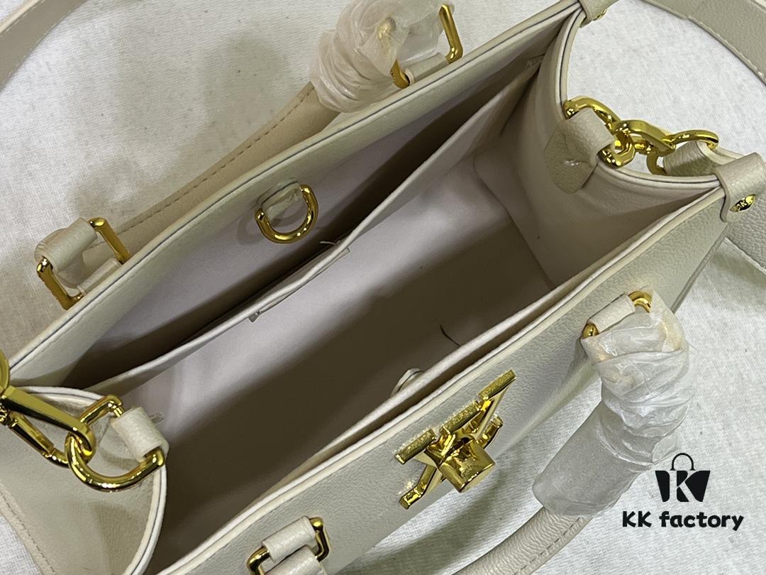 M22311 Black M23637 Beige Top-Quality Original Stock The Lock & Go Handbag Expresses Contemporary Style Through Fashion-Forward Design and Refined Details